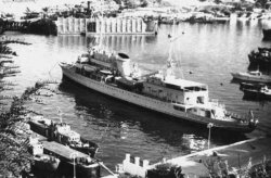 Яхта Ангара Aviso Hella (1961).jpg